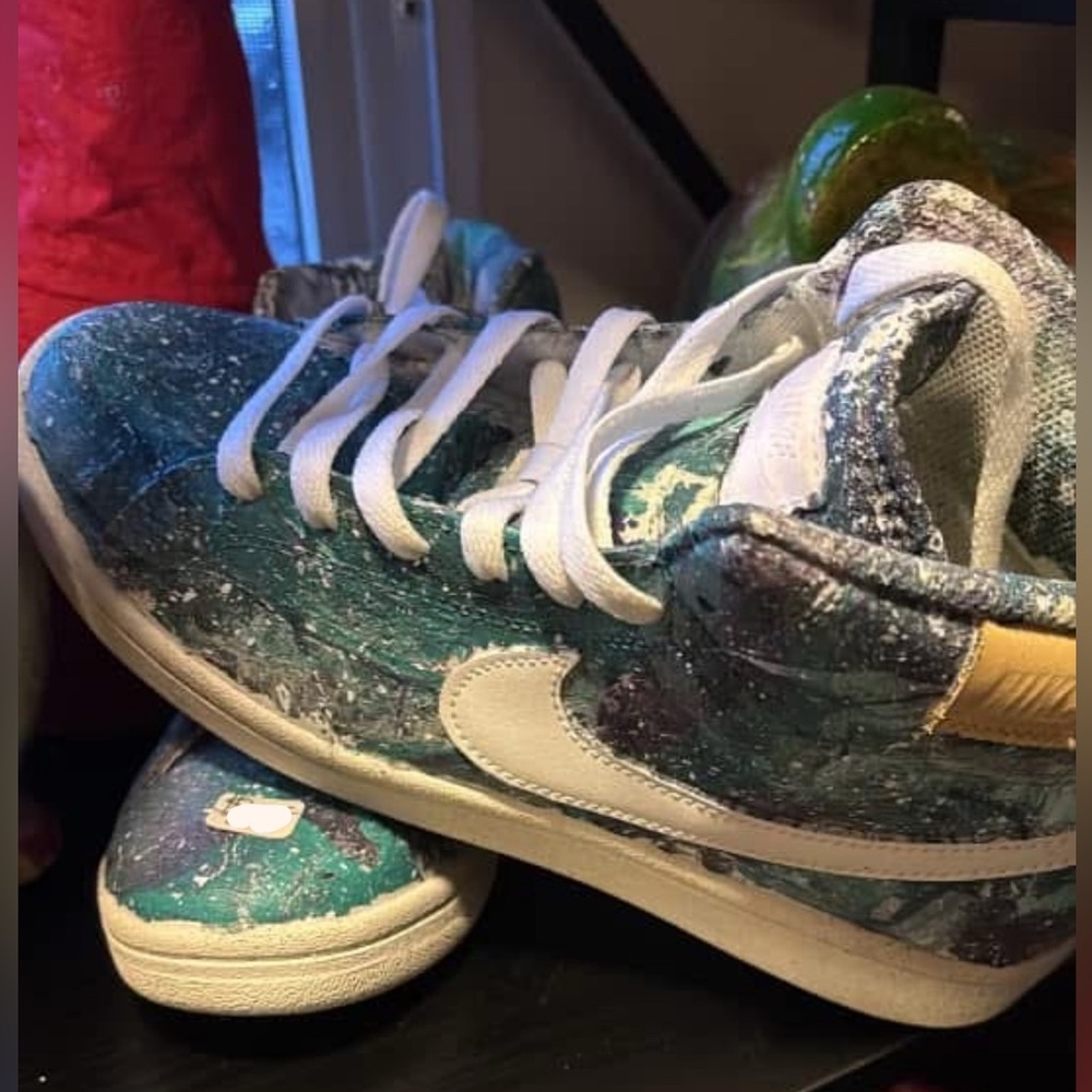 I made these hydro dip Nikes women’s size 7 1/2
